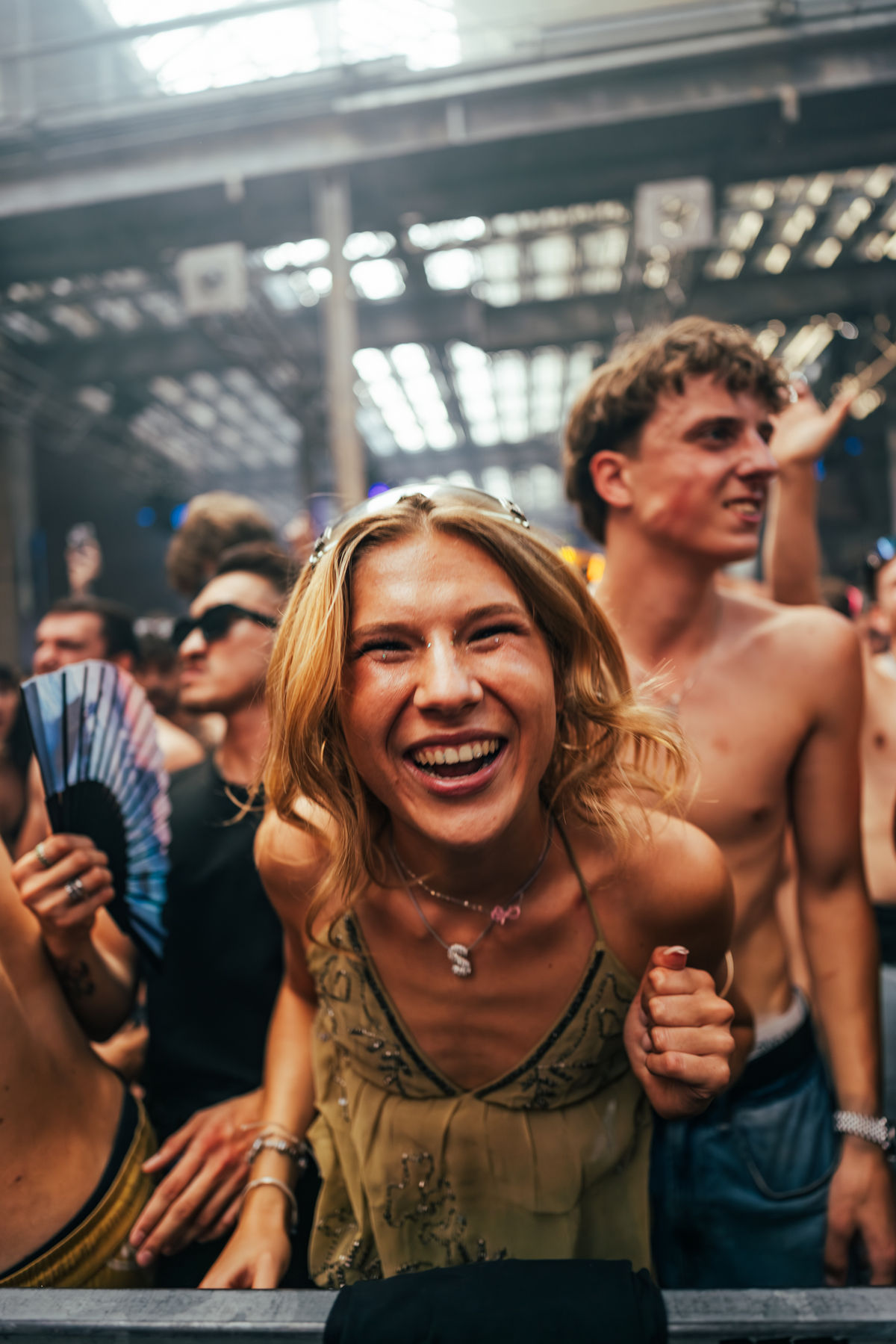 Loading... just a sec